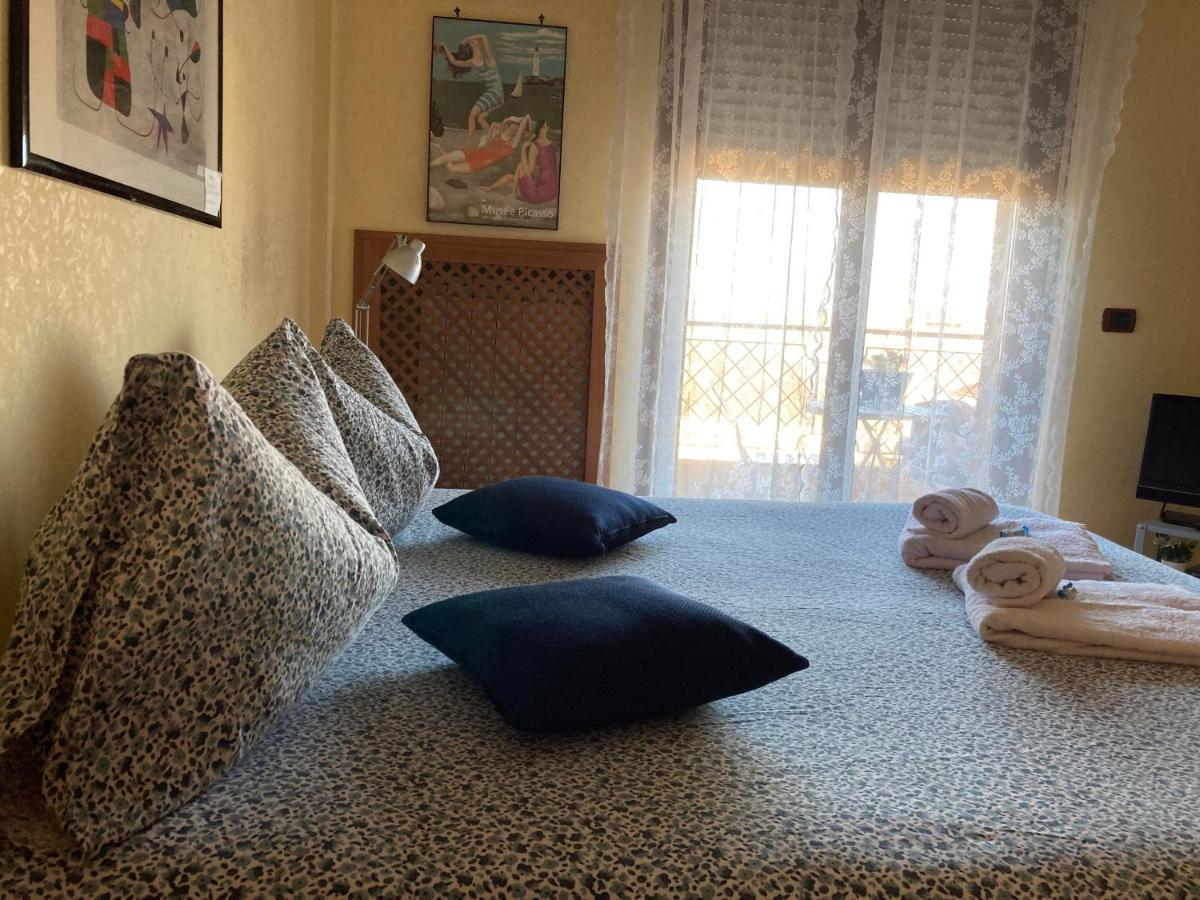 צ'יאמפינו Jfk B & B מראה חיצוני תמונה