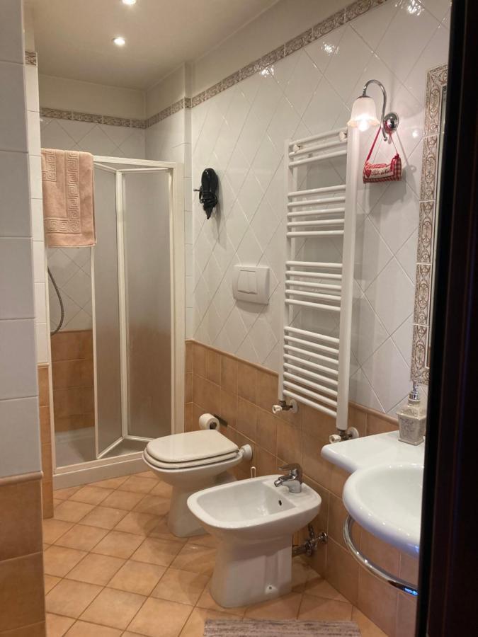 צ'יאמפינו Jfk B & B מראה חיצוני תמונה