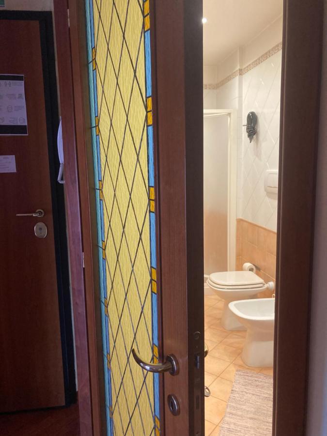 צ'יאמפינו Jfk B & B מראה חיצוני תמונה