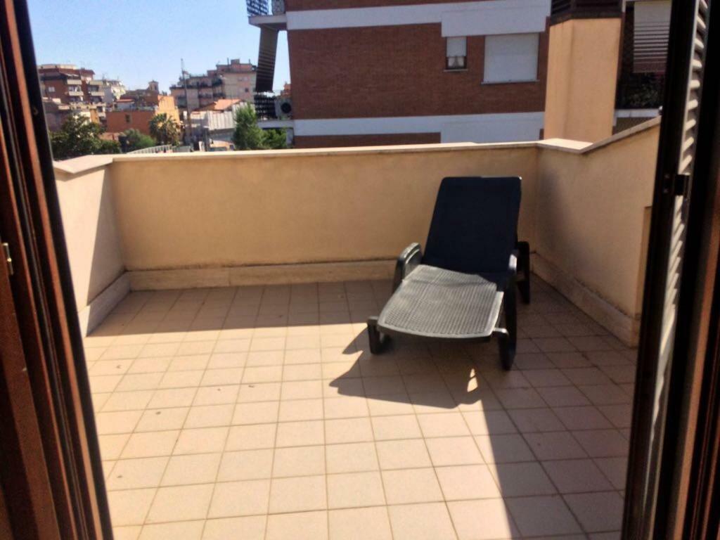 צ'יאמפינו Jfk B & B מראה חיצוני תמונה